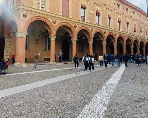 Cooking classes Bologna: A journey into tradition: tortellini and tiramisu