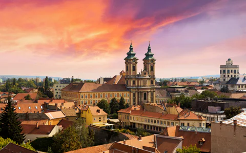 Private Guided Tour to Holloko and Eger Castle