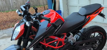 2023 KTM 390 DUKE motorcycle for rent near Deltona, FL