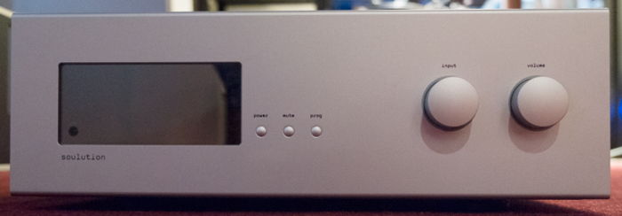 Soulution 720 Preamplifier with phono at HighPerformanc...