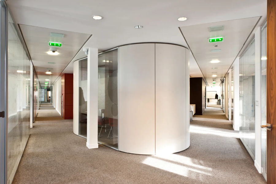 De la finesse d'un palace à la modernité d'un hall tertiaire — photo 3