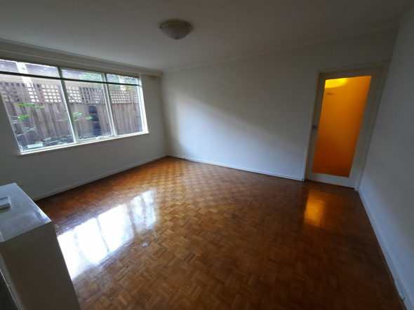 FOR LEASE: ST KILDA FRINGE- Elwood
