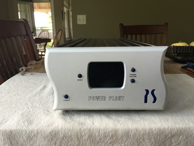 PS Audio P300 Power conditioner