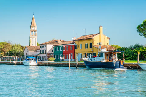 Island hopping tour: Mazzorbo, Burano and Murano