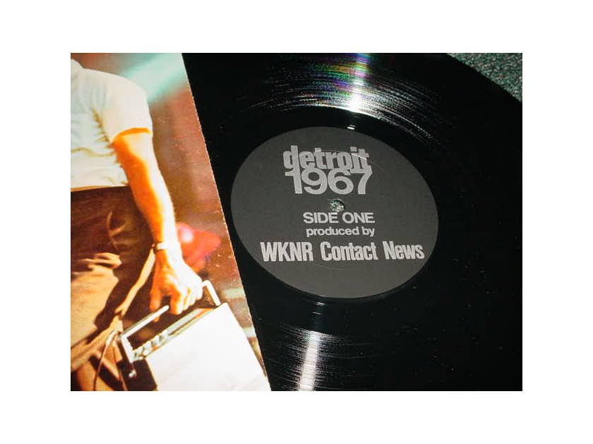 DETROIT 1967 - WKNR contact news dearborn michigan lp record