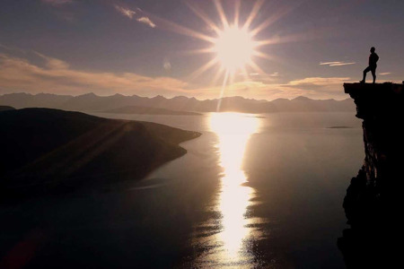 beautiful sun in the sea.jpg