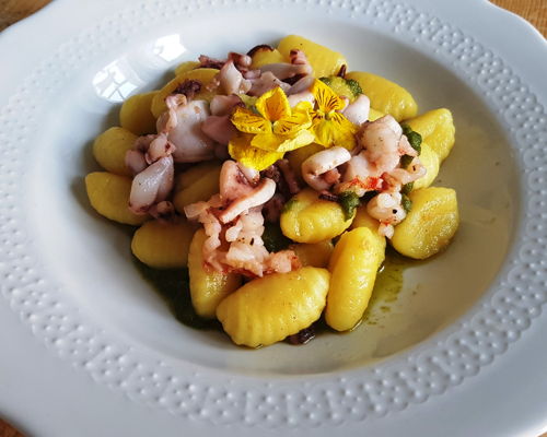 Corsi di cucina Savona: Il pesce della liguria in tavola