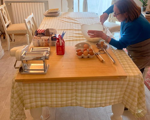 Cooking classes Arzachena: Immerse yourself in Sardinian tradition: a three-course menu