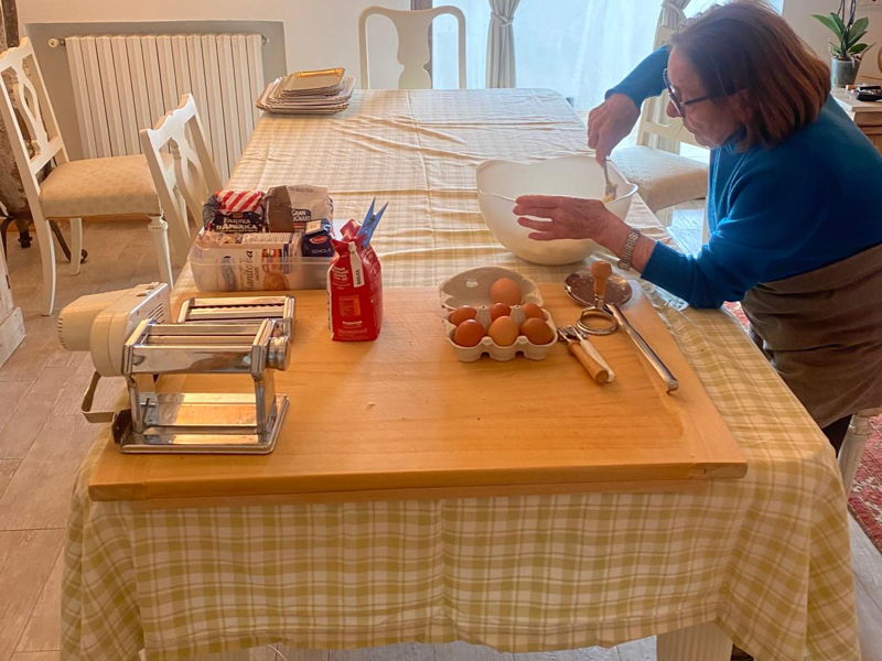 Cooking classes Arzachena: Immerse yourself in Sardinian tradition: a three-course menu