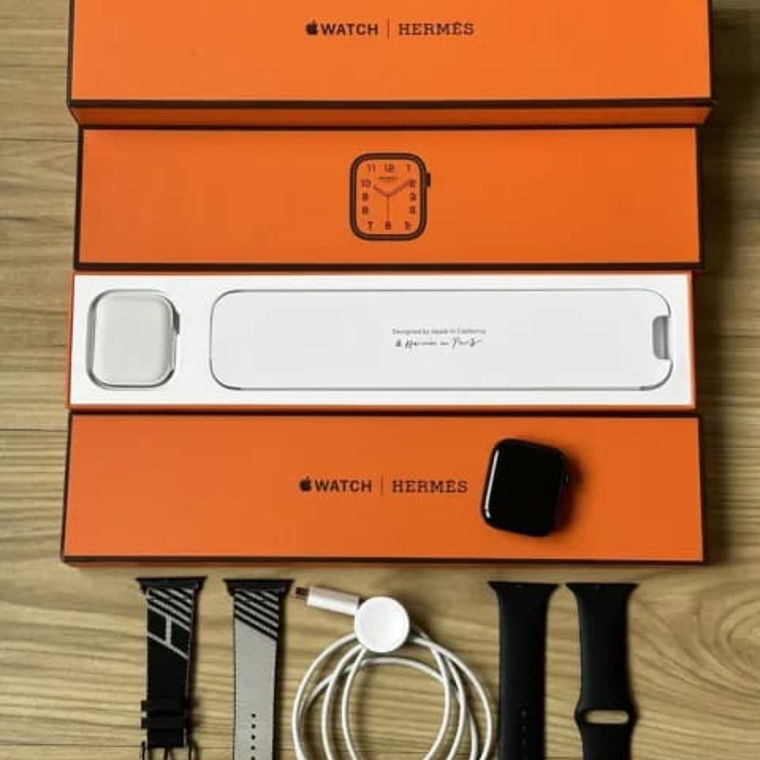 Apple Watch Hermes Series 7 Space 