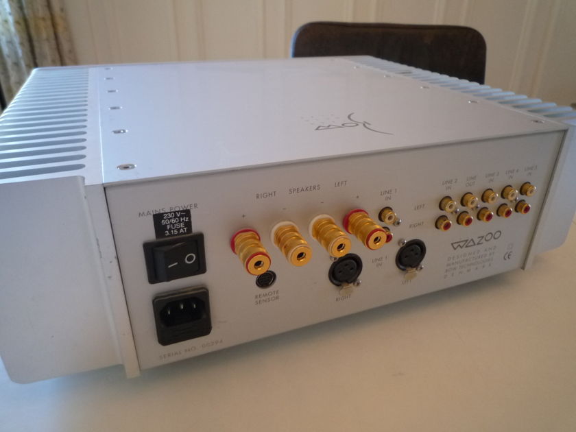 BOW Technologies Wazoo integrated amplifier