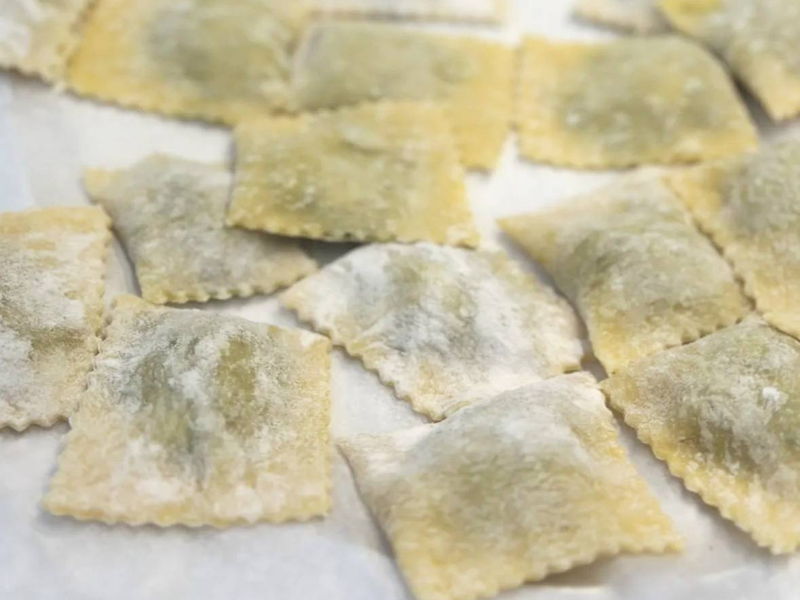 Cursos de cocina Génova: Ravioli al pesto y helado artesanal con Tiziana