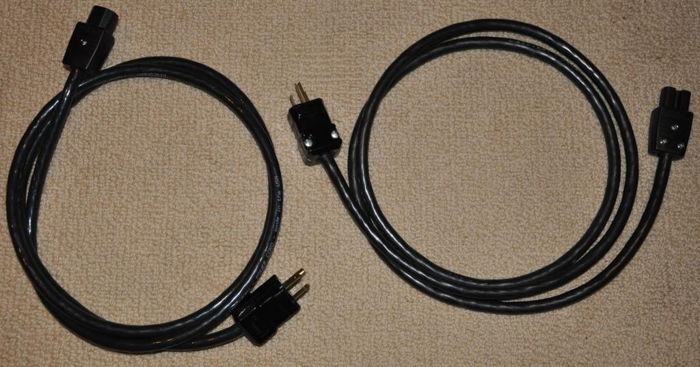 Discovery Cable Power cords (2) Two x 6' Hubbell  plug ...