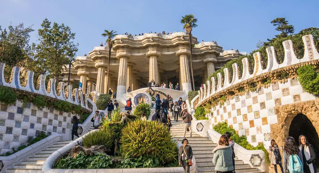 Park Güell Skip-the-Line Tour with Official Guide - photo 5
