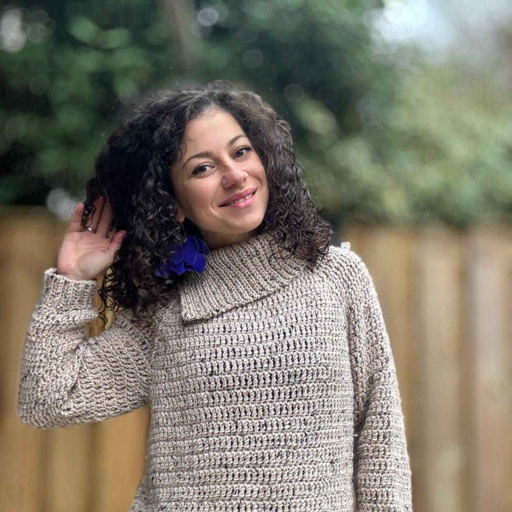 Crochet Your Way to Cozy Bliss: Easy Crochet Pattern for a Delightful Sweater