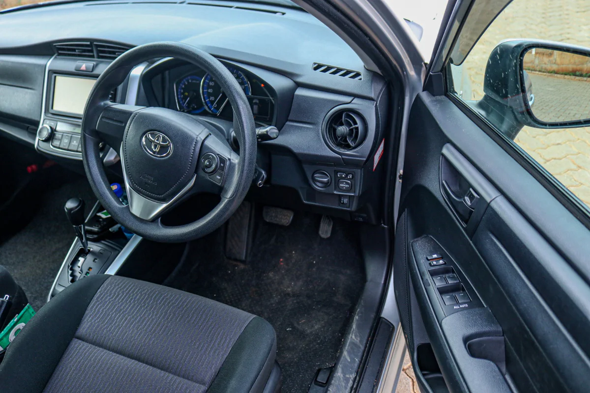 2016 Toyota Fielder Hybrid — Royal Max Motors — photo 10 of 17