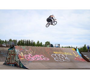 box jump bmx