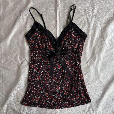 “Cut” Made in Italy lace cami top