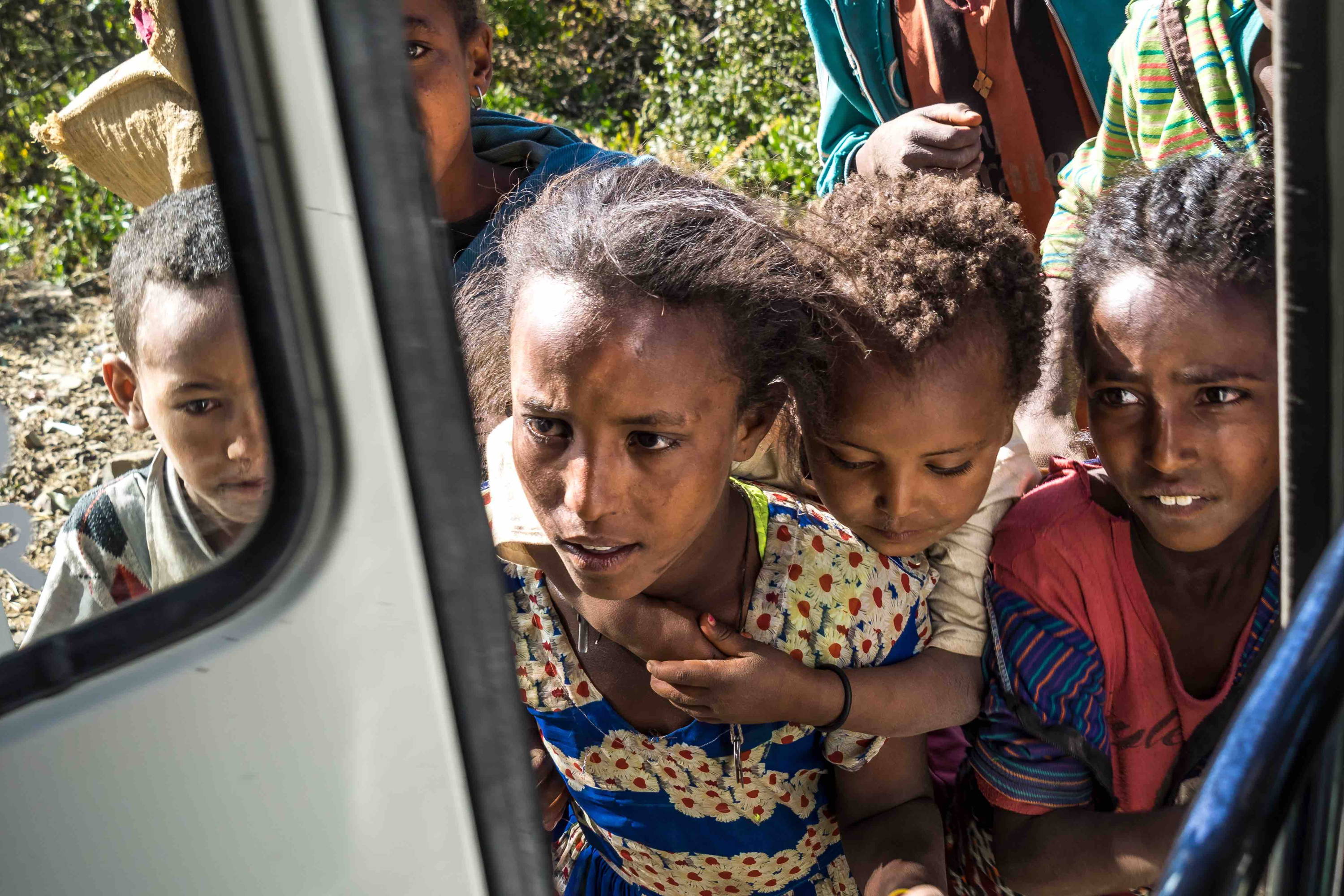 Ethiopian children on the roadside in Tigray