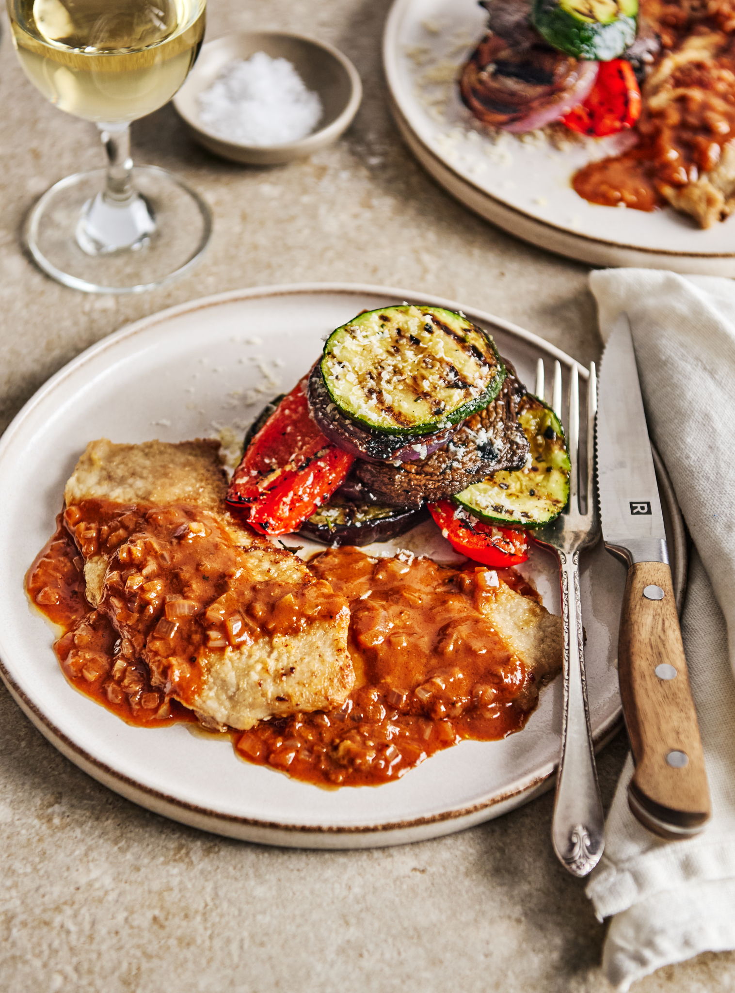 Balsamic-Glazed Veal Cutlets | RICARDO