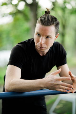 Eli Thorne