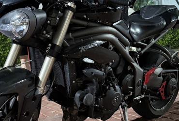 2017 TRIUMPH SPEED TRIPLE 1050 S motorcycle for rent near Aventura, FL