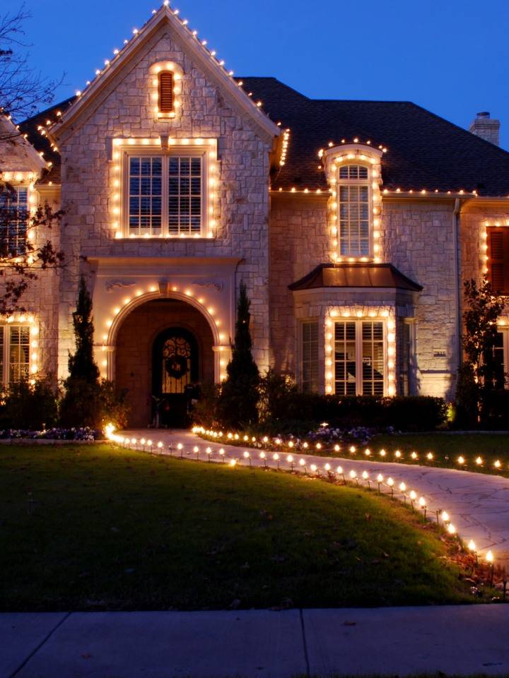 Roofline christmas lights hot sale