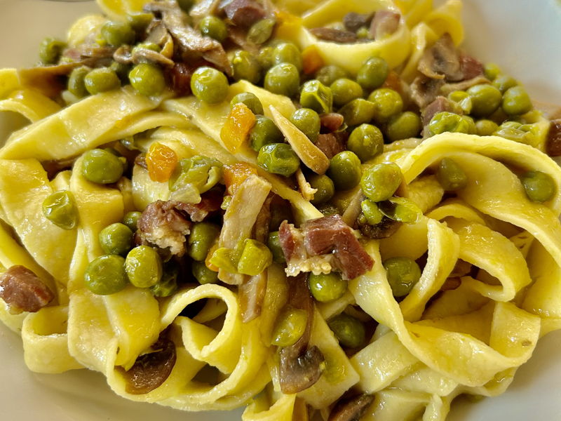 Cours de cuisine Bologne: Tagliatelles artisanales et vins locaux : des traditions authentiques