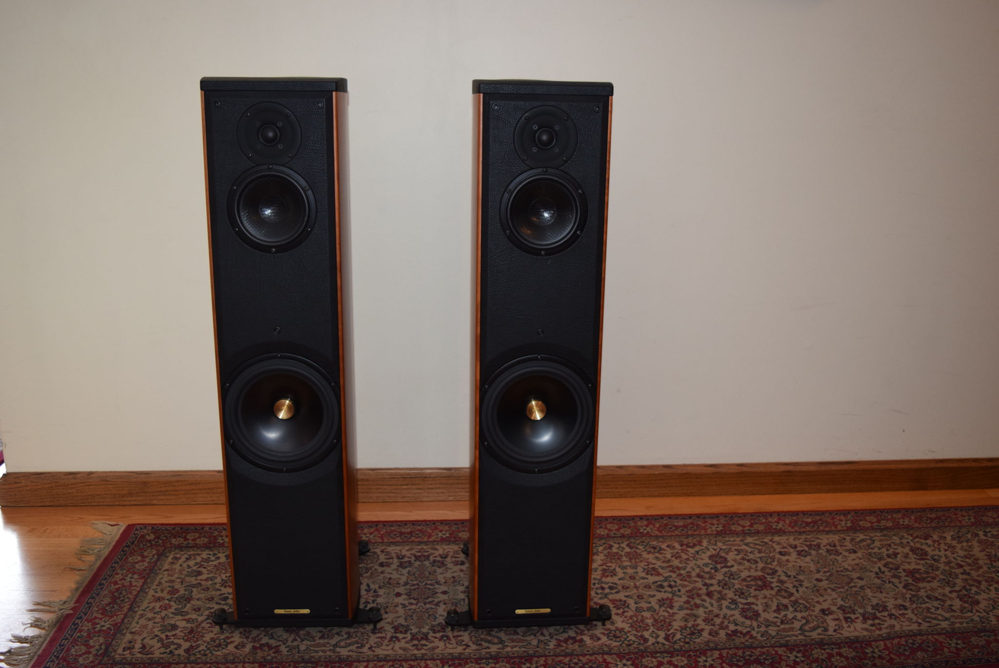 Sonus Faber Liuto Chestnut Cherry 3-Way For Sale Audiogon