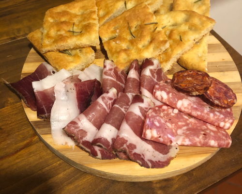 Cooking classes Cortona: Traditional pizza and focaccia cooking class in Cortona