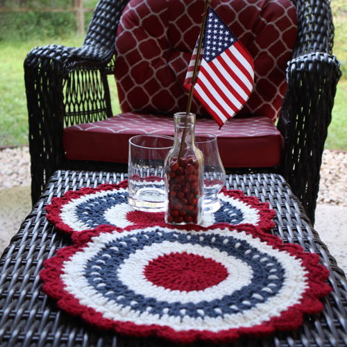 Diverse Stitch Americana Doily