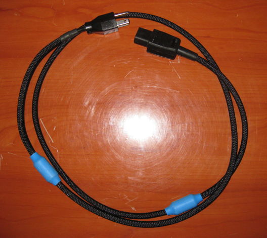 Merlin Cables Black Widow Power Cable. 1.5 Meters.
