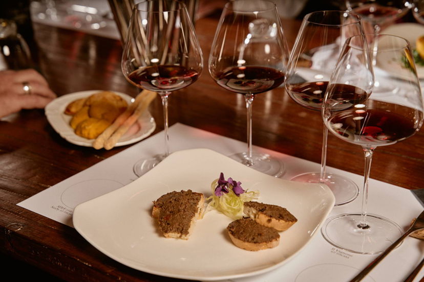 Food & Wine Tours Montepulciano: Montepulciano: Lunch with wine tasting