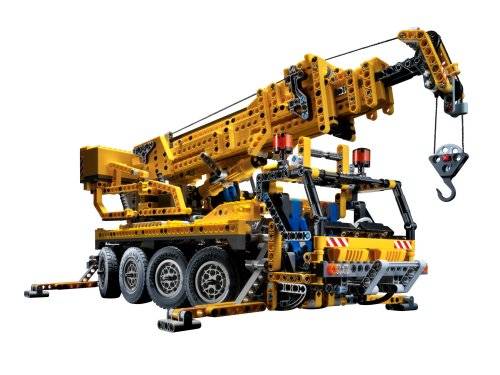 LEGO 8421: Mobile Crane 