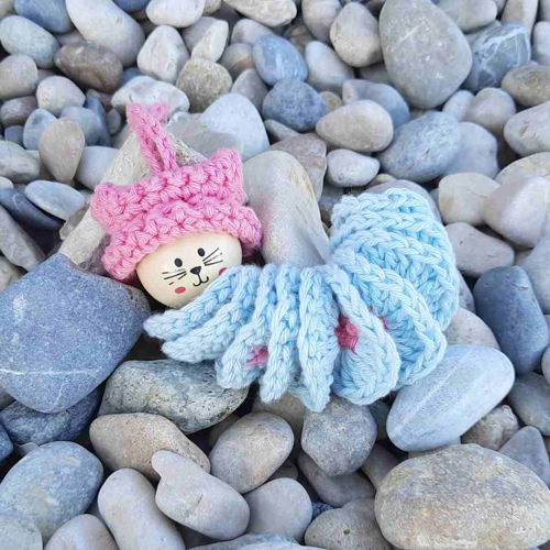 Kitty With A Cat Hat (Worry Worm With Wooden Head) Crochet Pattern PDF Printable
