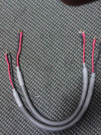 Acoustic Zen Satori    Spade/Spade 1M Speaker cable