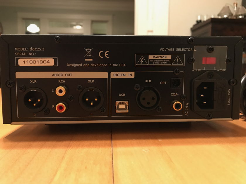 Music Hall 25.3 DAC - Excellent Condition
