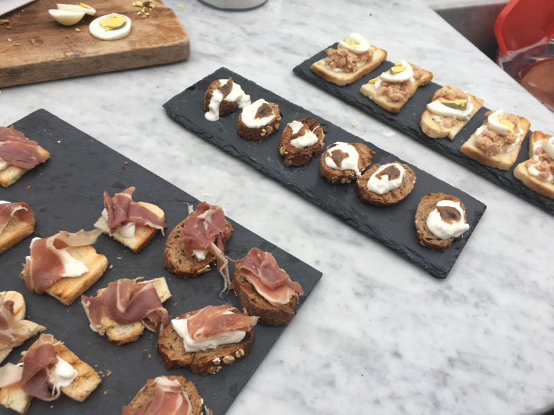 Cooking classes Messina: Sea-view cooking class featuring fresh pasta and tiramisu