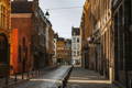Rue de la Monnaie à Lille : pavés et vieux bâtiments