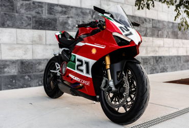 2022 DUCATI PANIGALE V2 BAYLISS motorcycle for rent near Miami, FL