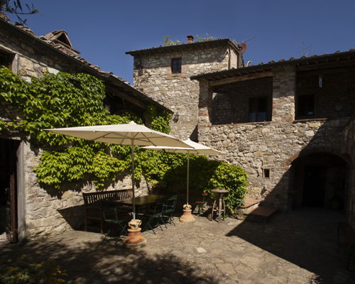 Tour enogastronomici Castellina in Chianti: Castellina in Chianti: vigneto, cantina e degustazione