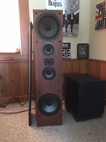 Acoustic Research Classic 30 Tower Speaker