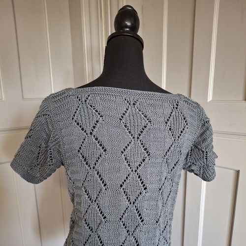 NAOMI, a cotton jumper in lace/aran pattern for ladies