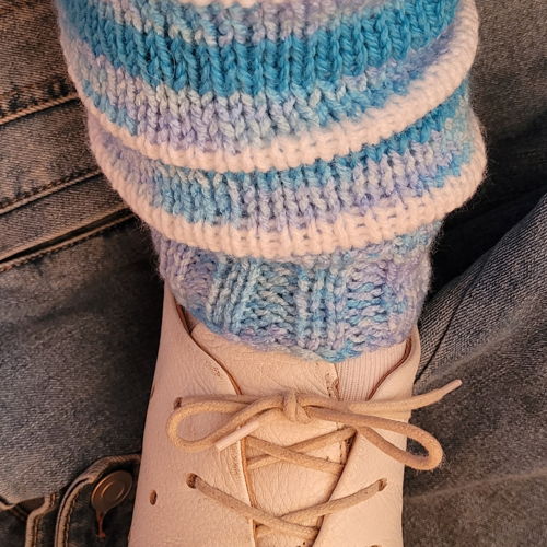Leg warmers using 8 ply yarn