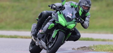 2023 KAWASAKI NINJA 1000SX motorcycle for rent near Crowley, TX