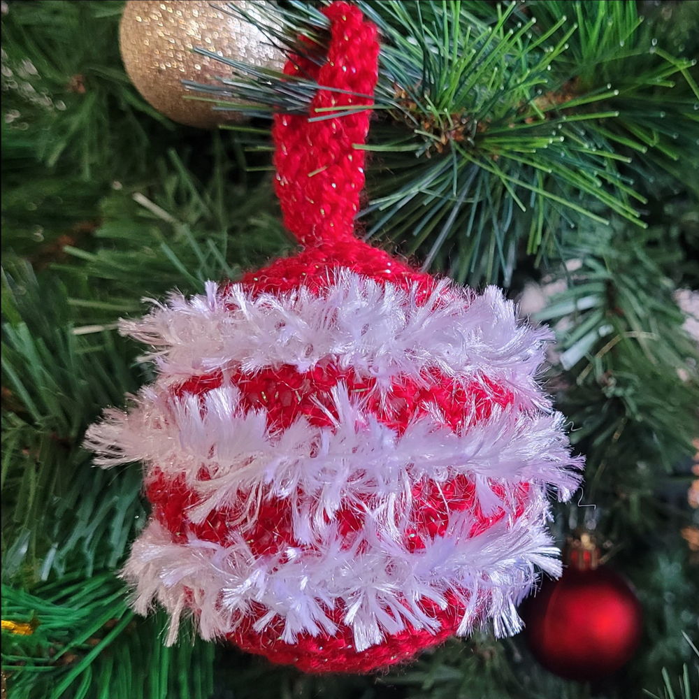 Striped bauble Christmas tree decoration in 8 ply