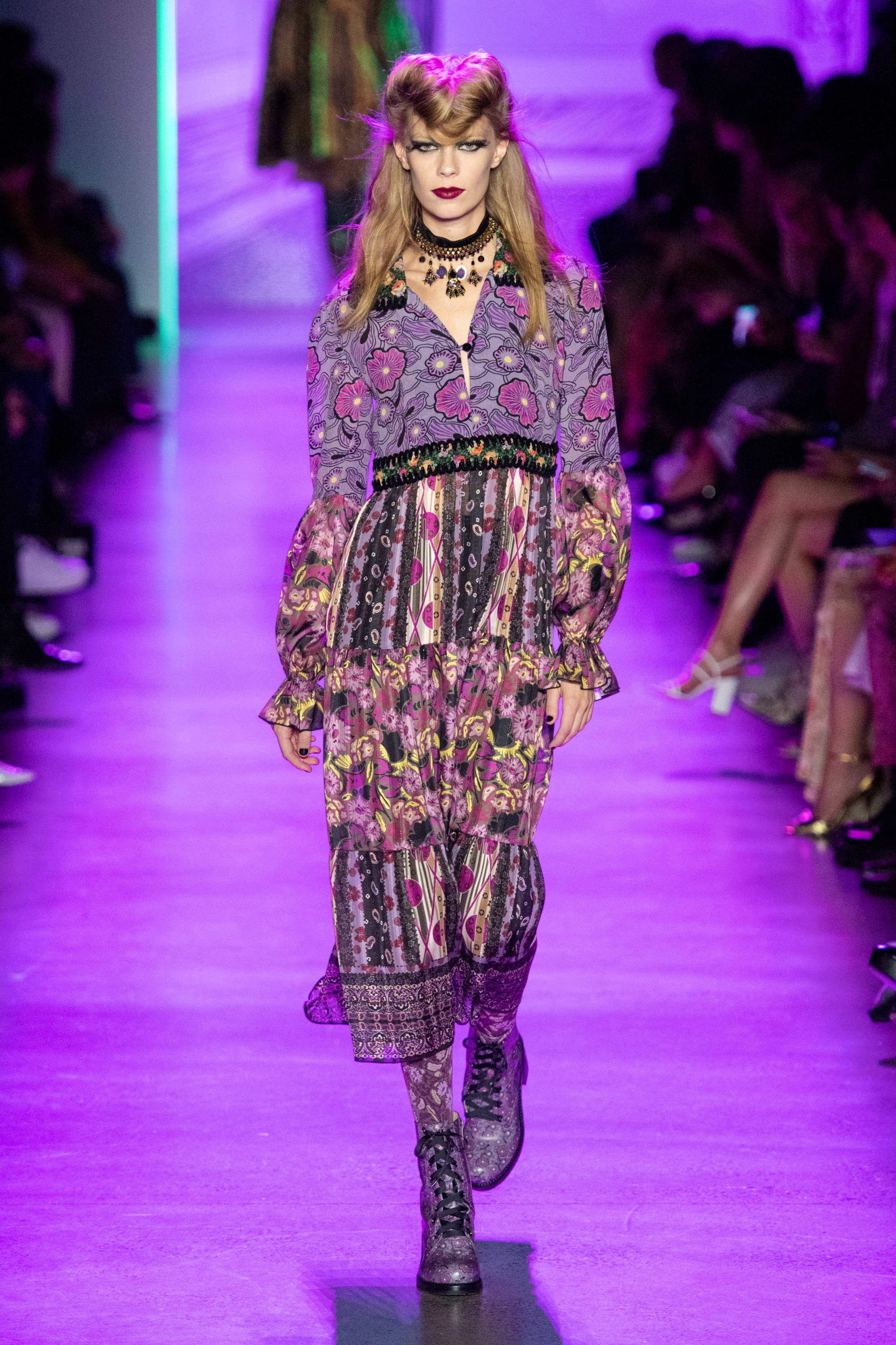 Fall Winter 2020 Runway Page – Anna Sui