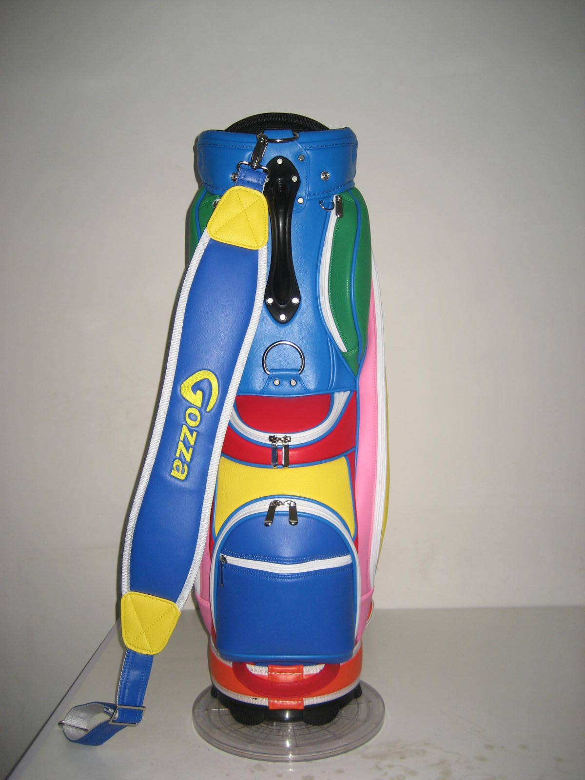 Customised football club golf bags by Golf Custom Bags 57