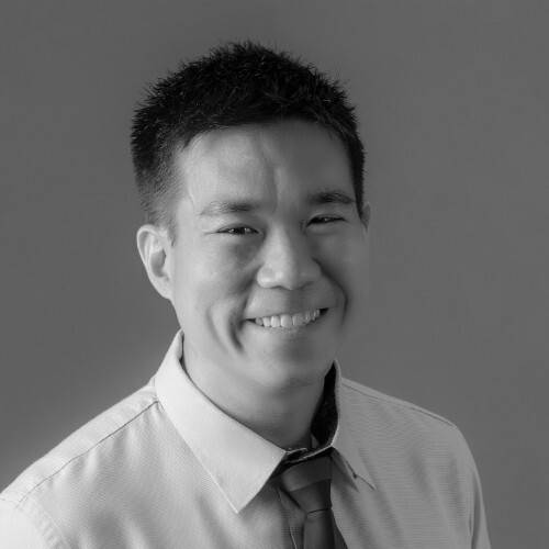 A woman dress in white holding a poddo detergent soap