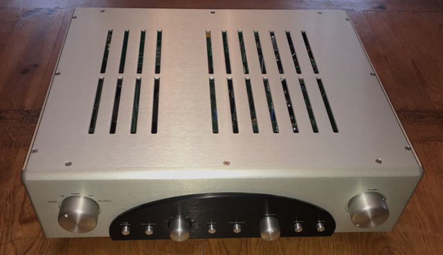 Rogue Audio Hera II Reference Stereo Preamplifier